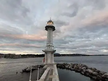 Phare des Pâquis