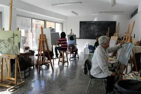 Photo de TALLER COLLAGE • Pintura y Dibujo