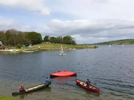 Photo de Llandegfedd Lake Visitor & Activity Centre