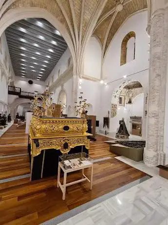 Photo de Church of Santa Ana