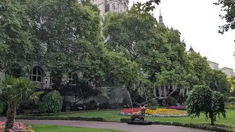 Photo de Whitehall Gardens
