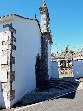 Photo de Igrexa de Santa MarÃ­a de Ribadeume