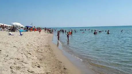 Photo de Spiaggia di Castellaneta Marina