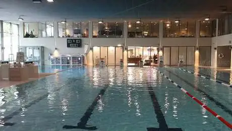 Hallen und Freibad