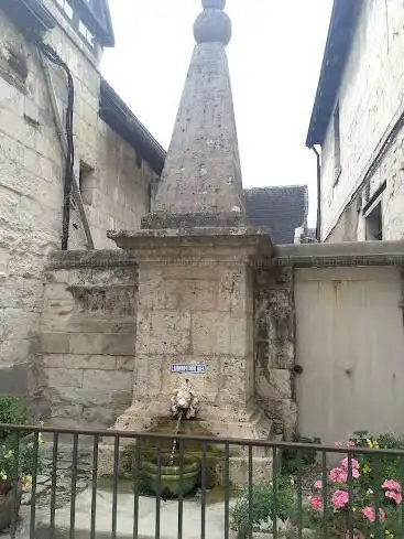 Photo de Fontaine Saint-Cellerin