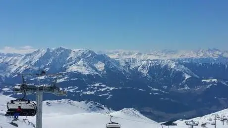 LAAX