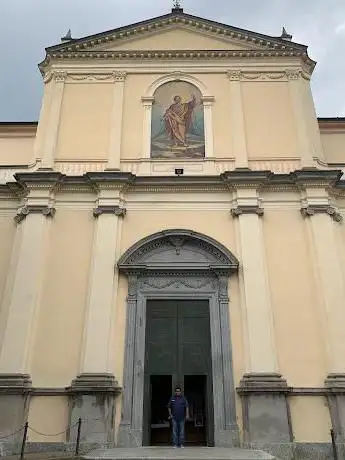 Photo de Church of Saints Peter and Paul