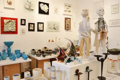 45 Southside Gallery