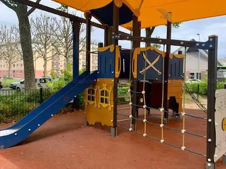 Aire De Jeux