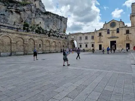 Photo de Piazza San Pietro Caveoso Matera,Italie