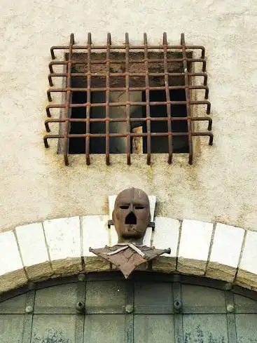La Tour du Masque