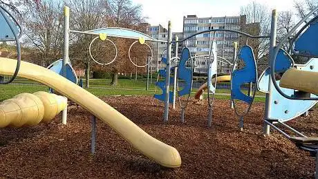 Photo de Speelplaats Park De Bruul