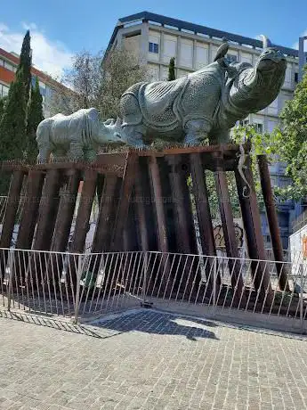Photo de Mater Amabilis gruppo scultoreo di Valeriano Trubbiani