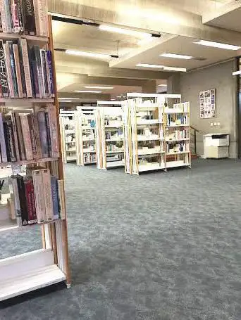 Public Library François-Truffaut