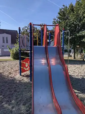 Aire de jeux Alisiers