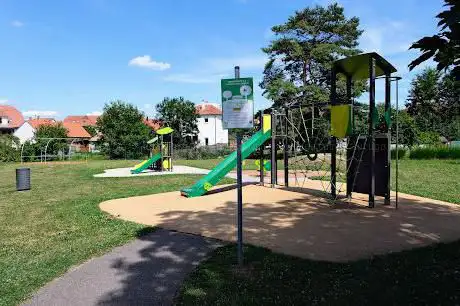 Aire de jeux de la Mairie