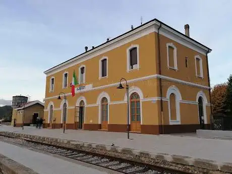 Stazione ferroviaria di Pergola