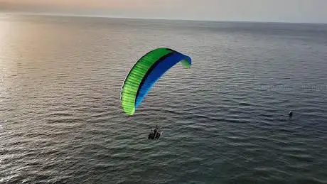 Photo de FANGALOKA EXPERIENCE Cursos paddle surf jetboard