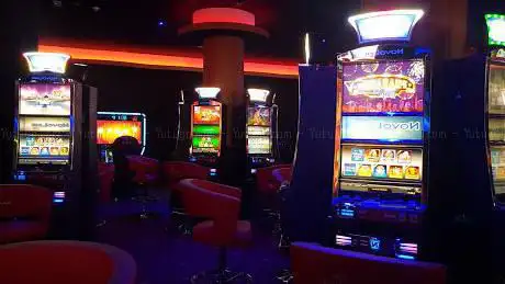 Royal Vegas Slot VLT