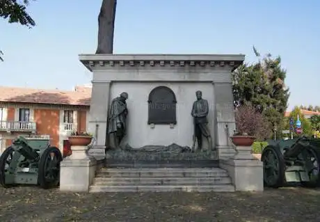 Piazza dei Caduti