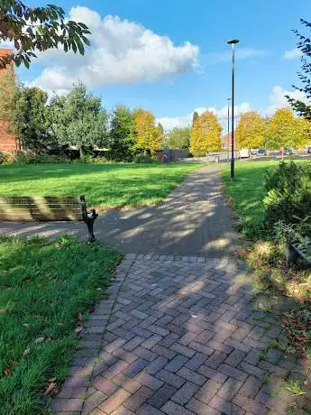 Photo de Trencherfield Gardens