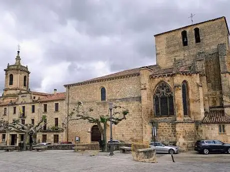 Photo de Iglesia de San Pedro