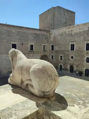 Photo de Castello Svevo di Bari