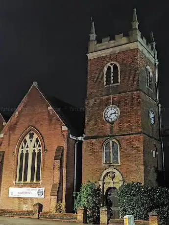 Photo de The Parish Church of Saint Martin in Fenny Stratford