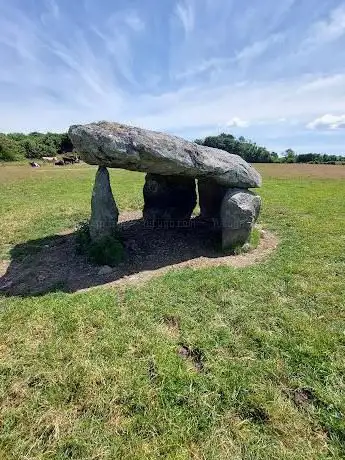 Presaddfed Dolmen