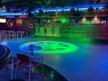 Photo de CafeterÃÂa Benidorm Night Club