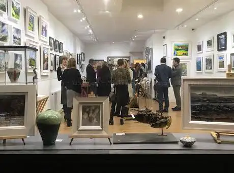 Photo de Contemporary Six - The Gallery