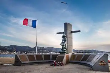 Photo de monument national à la mémoire des sous-mariniers