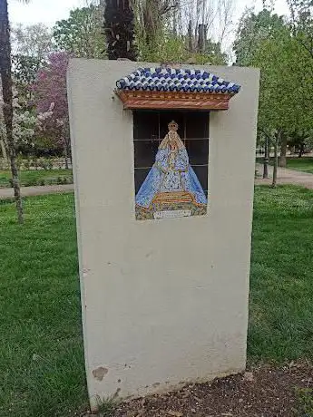 Photo de Retablo cerámico de la Santisima Virgen de los Reyes