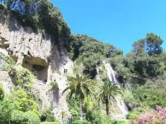 Photo de troglodyte caves of Villecroze