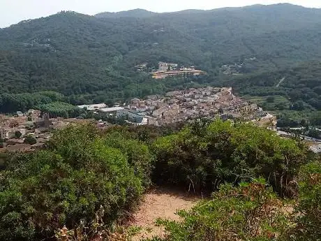 Photo de Dosrius Castle
