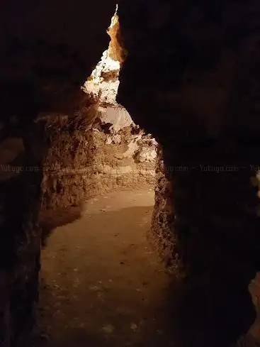 Petites-Dalles Cave