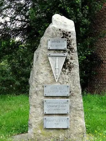 Monument 