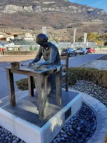 Monumento alla 