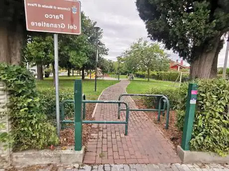 Photo de Parco del Granatiere