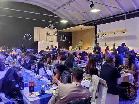 Vන෠Reception hall