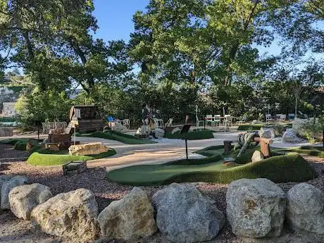 Photo de Minigolf adventure