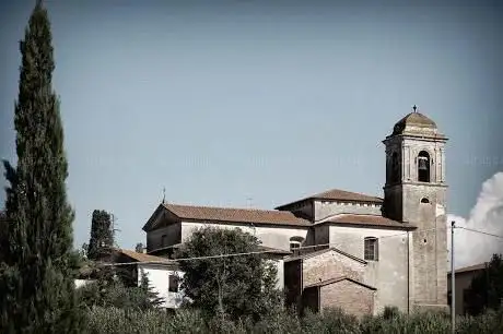 Photo de Parrocchia Di San Pietro E Paolo