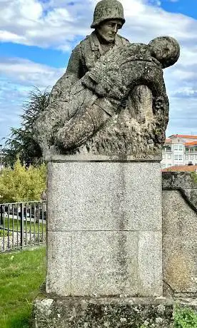 Monumento ao Soldado obra de Alfonso Vilar Lamelas