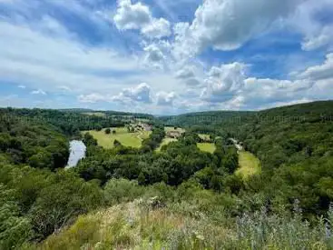 Panorama sur La Cure et l'abbaye