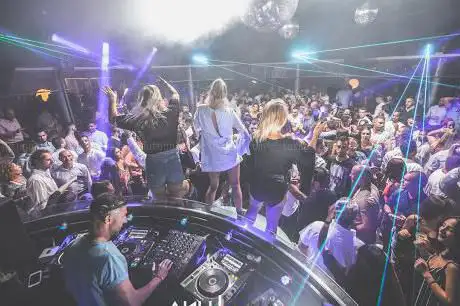 Luna Glam Club