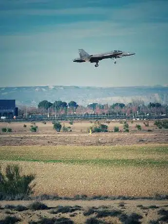Photo de Mirador del aeropuerto (Punto spotter)
