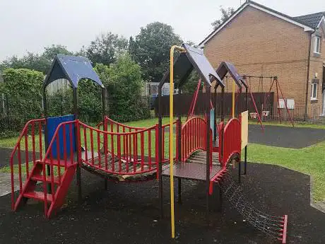 Heol yr Orsaf Playground
