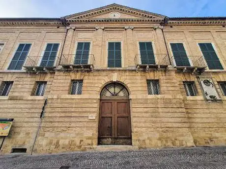 Photo de Palazzo De Crecchio