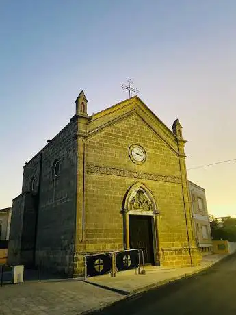 Photo de Church of Saint Mary of the Carmel