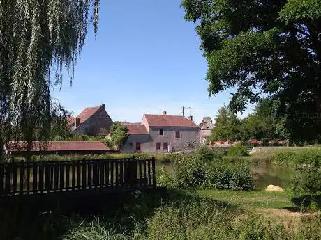Photo de Aire de pique-nique Saint Gondon
